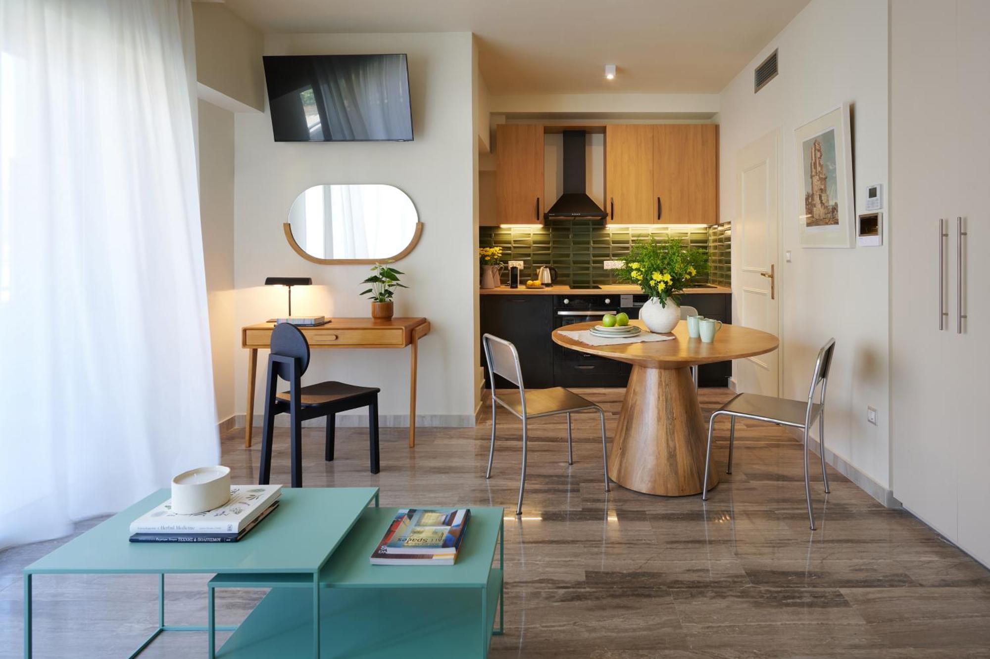 Apartment Rastoni Acropolis Uniquely Located Stylish Athens