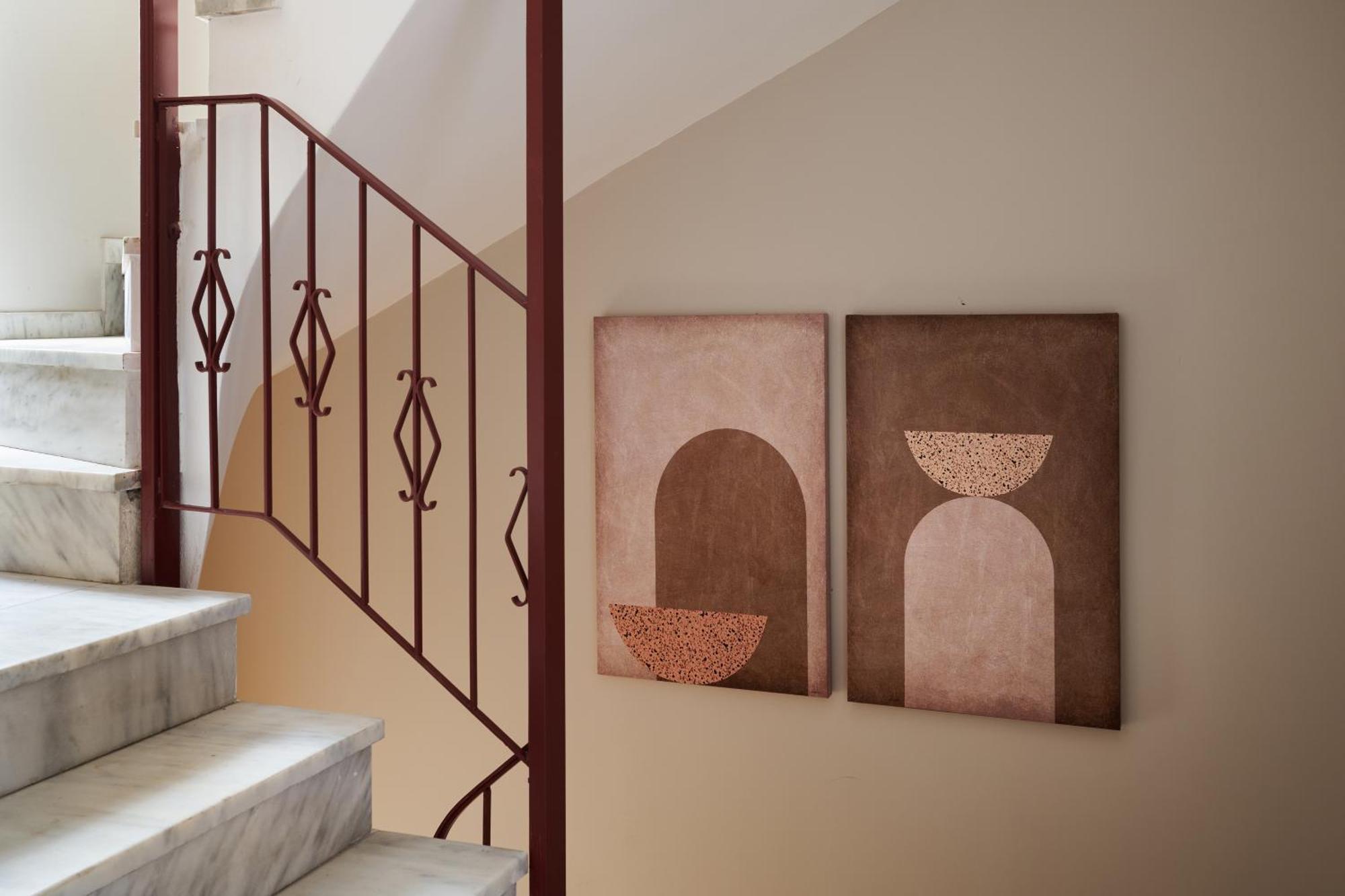 Rastoni Acropolis Uniquely Located Stylish Apartment *