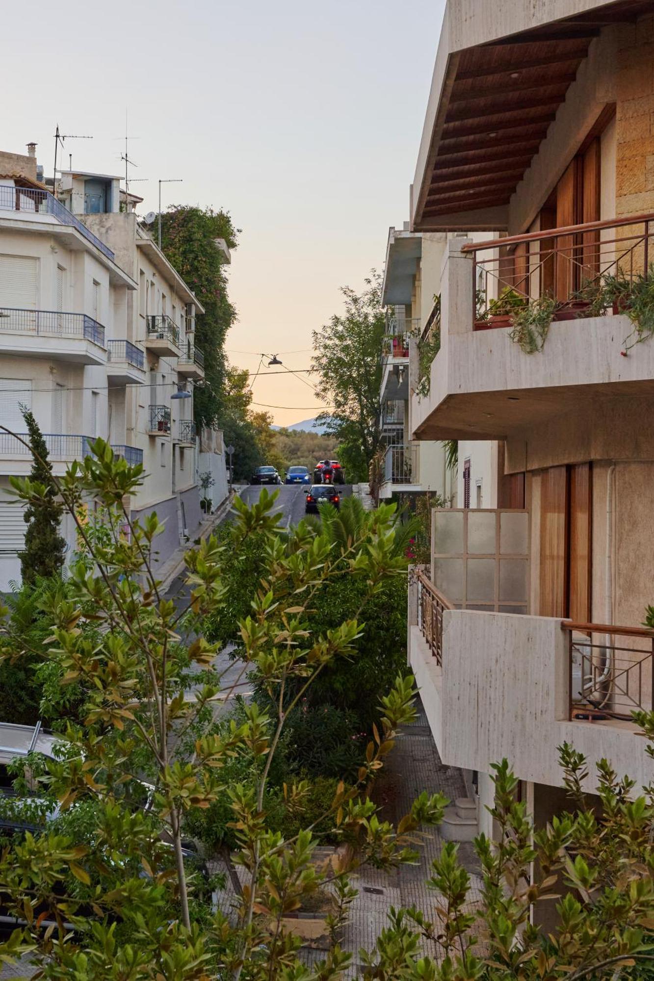 Rastoni Acropolis Uniquely Located Stylish *