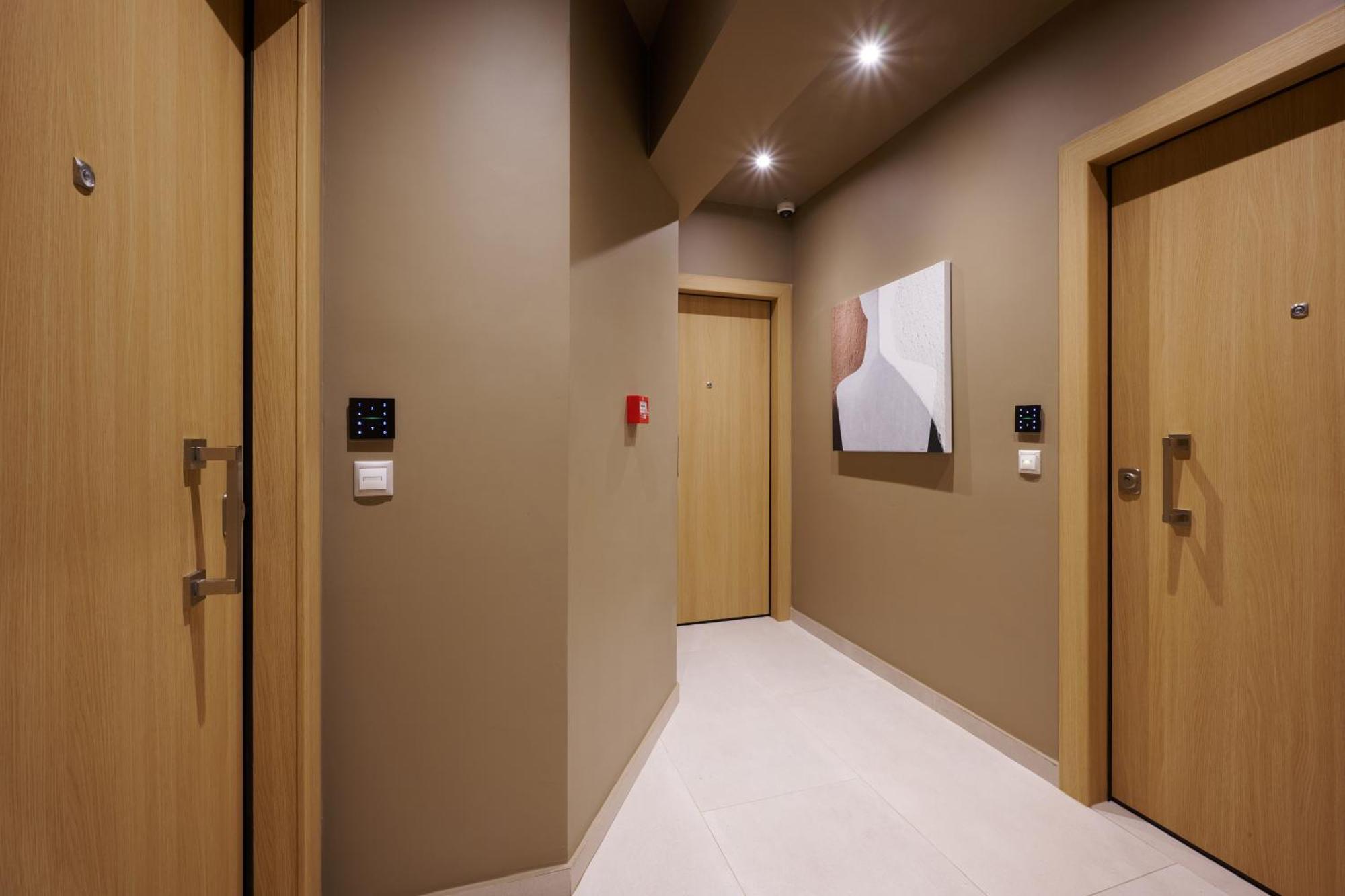 Rastoni Acropolis Uniquely Located Stylish Athen