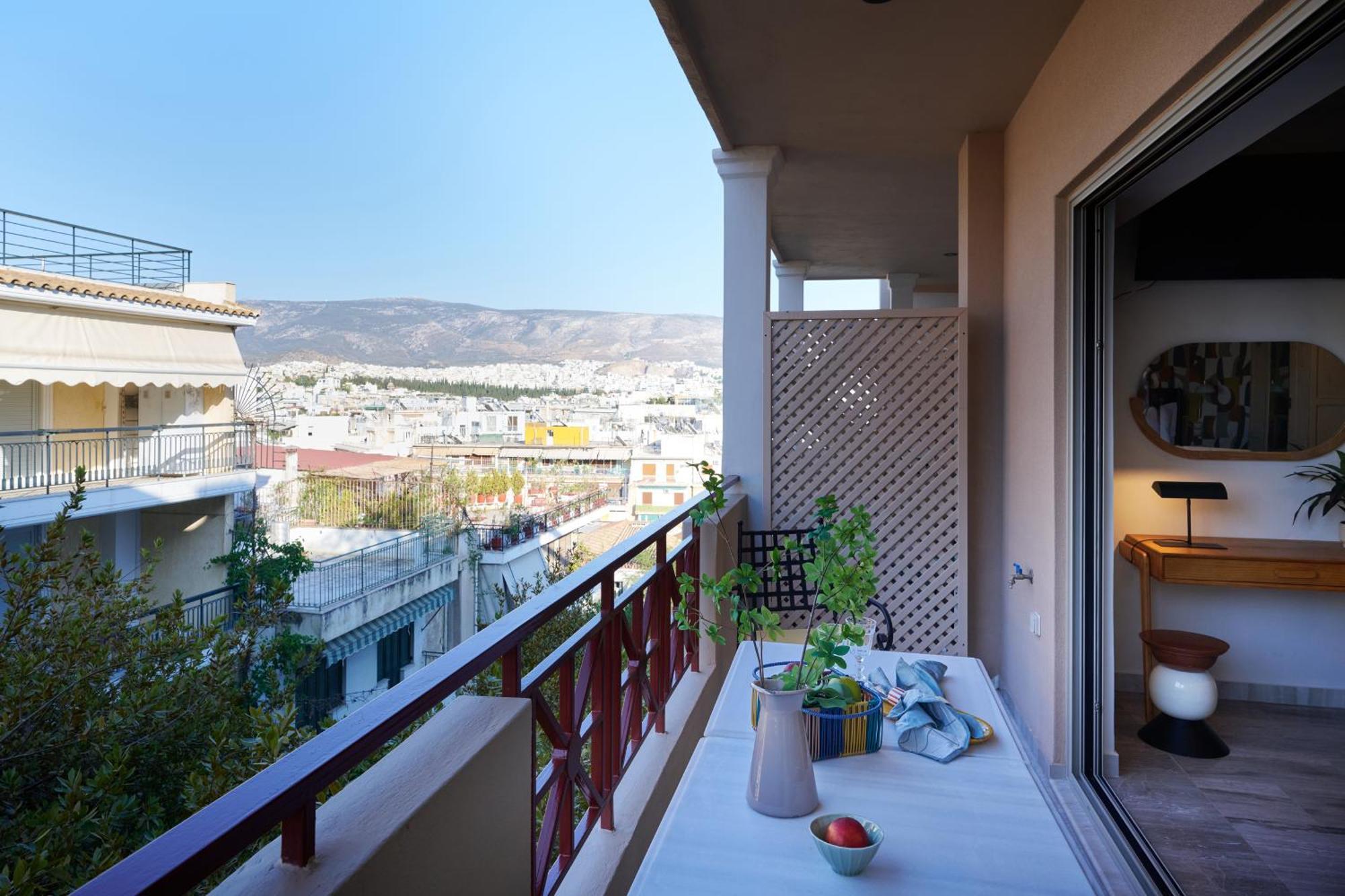 Rastoni Acropolis Uniquely Located Stylish *